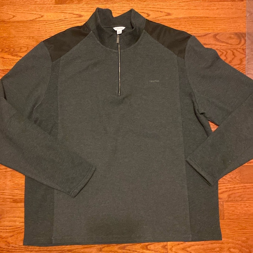 Calvin Klien Quarter Zip
